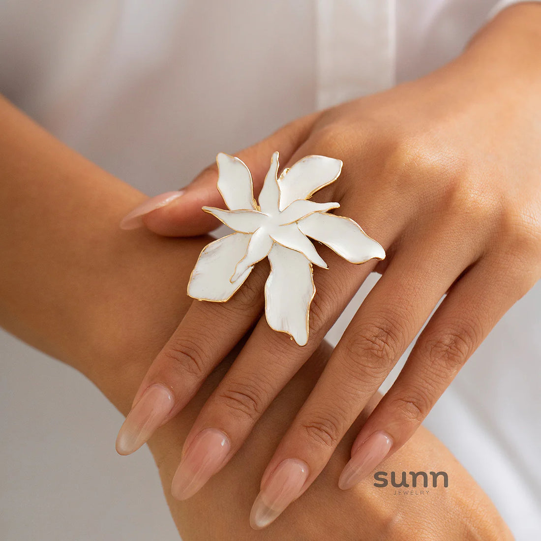 Ahaana Enamel Flower Ring