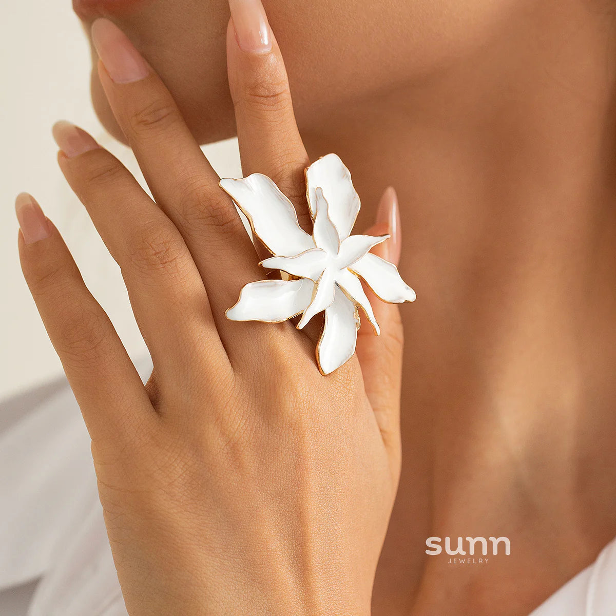 Ahaana Enamel Flower Ring