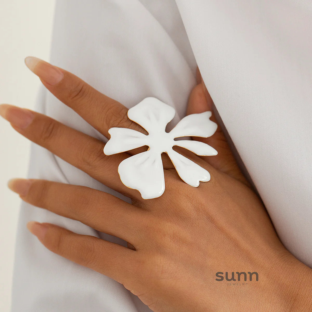 Ahaana Enamel Flower Ring