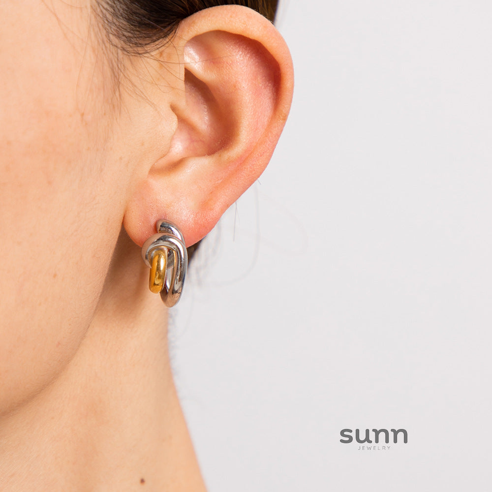 Ahlam C-Shaped Statement Earrings [C69SQYHY]