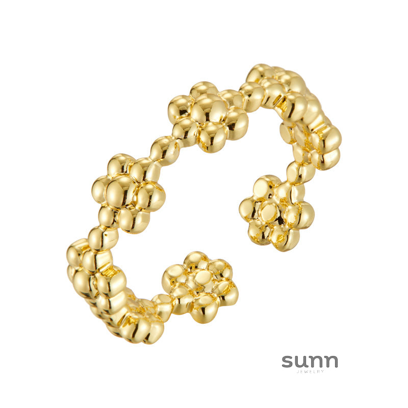 Ahlam Golden Bloom Ring [PVICN8Q4]
