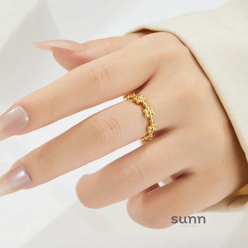 Ahlam Golden Bloom Ring [AXEAAIMT]