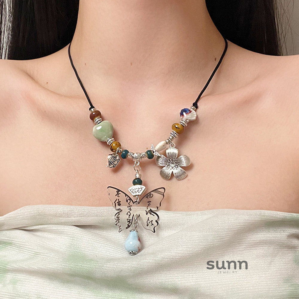 Ahna Ceramic Butterfly Necklace [BQL6KHD3]