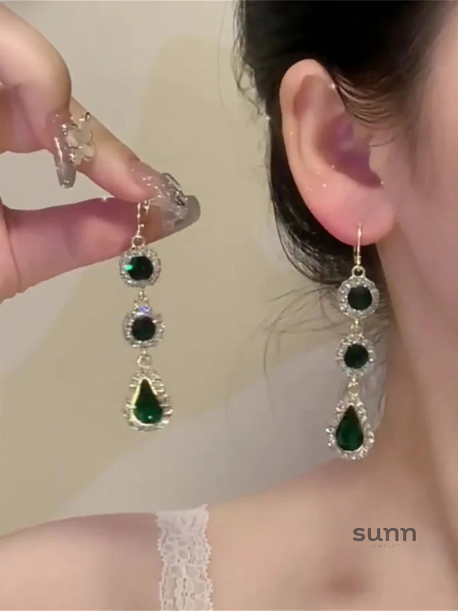 Ahtziri Vintage Emerald Drop Earrings