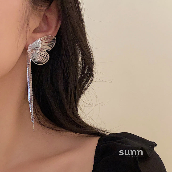 Aiden Butterfly Wing Tassel Earrings [0U59FCC9]