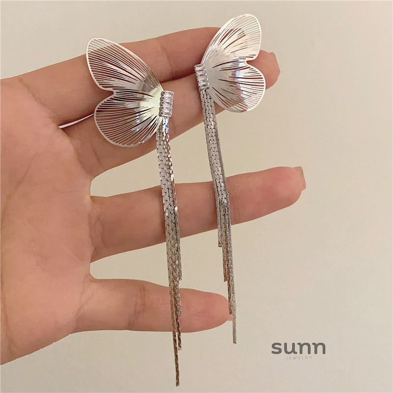Aiden Butterfly Wing Tassel Earrings [5RY8RE5T]