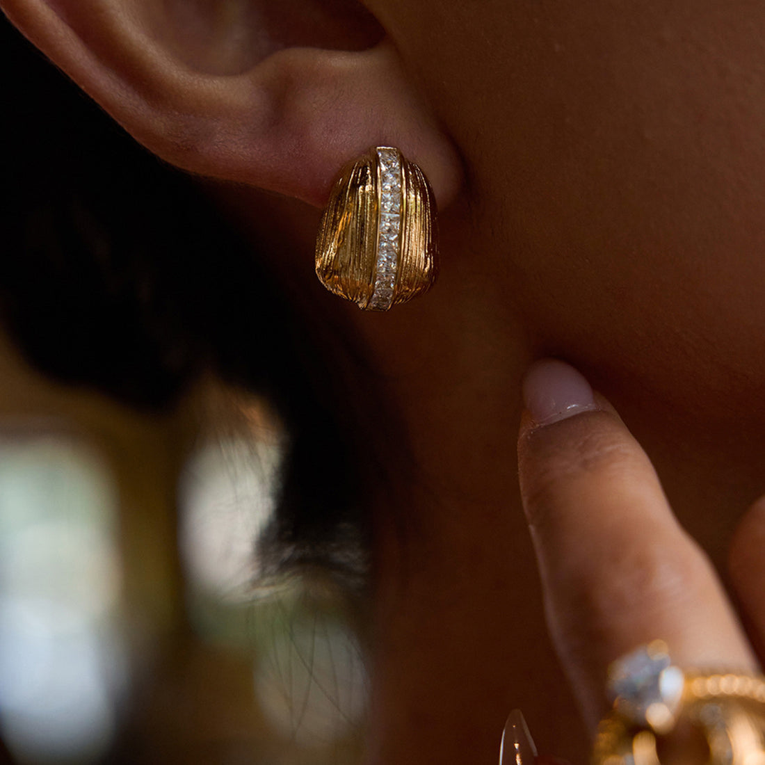 Aiden Zircon Cross Earrings [ARG3UJ36]