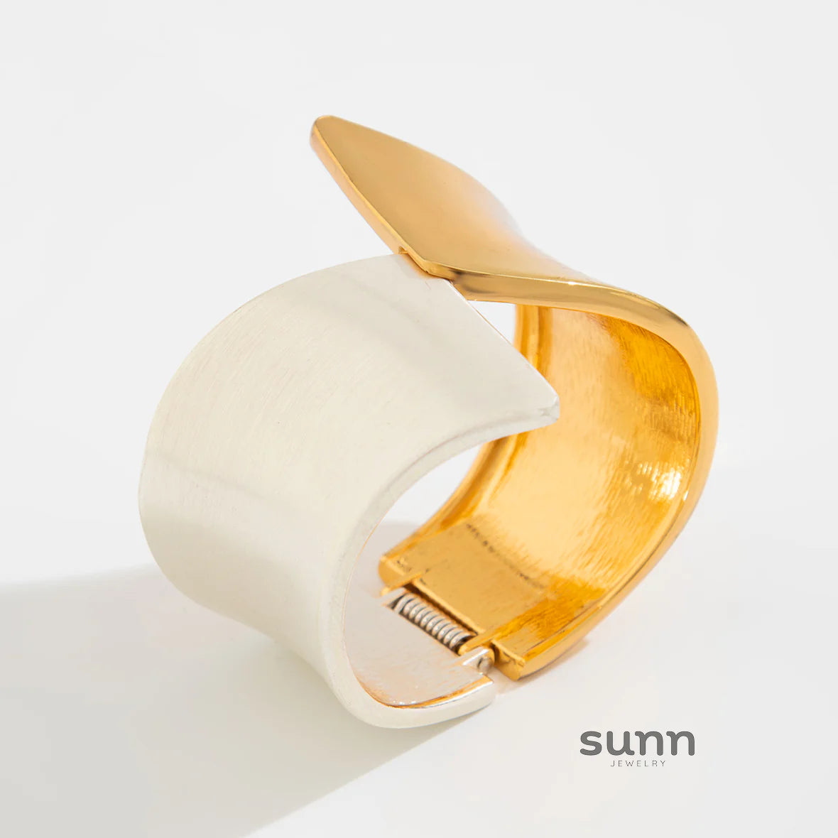 Aiko Geometric Spring Bangle