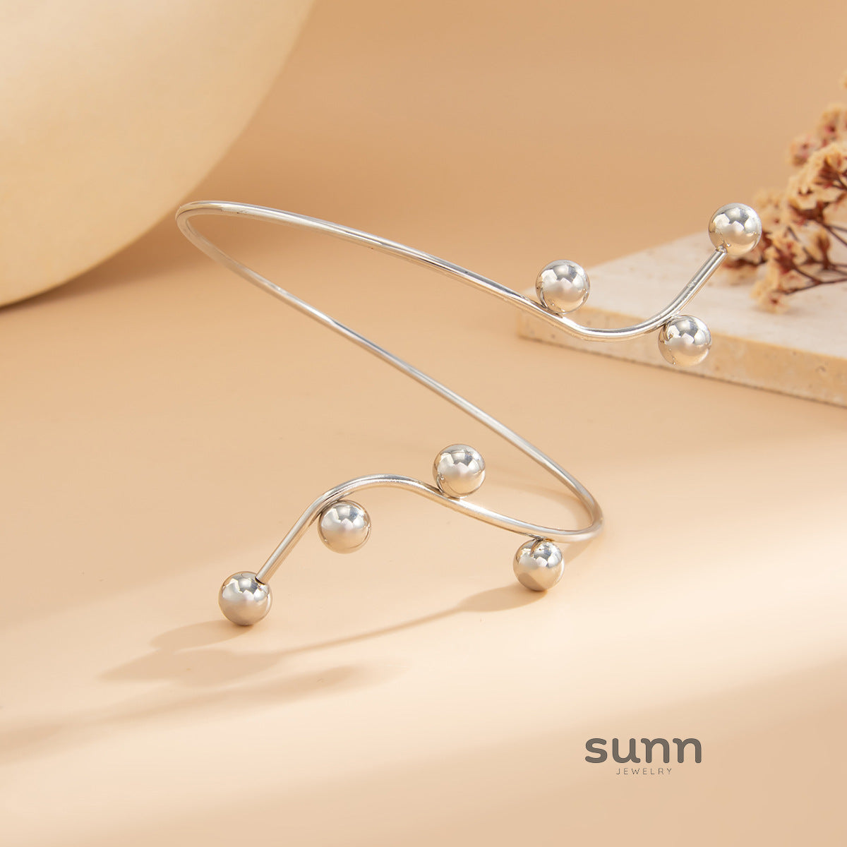Aiko Minimalist Sphere Arm Cuff [6CIY4B2D]