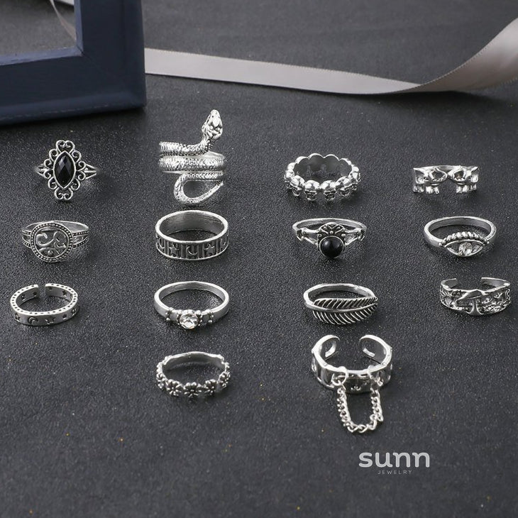 Ailany Vintage Stacking Ring Set
