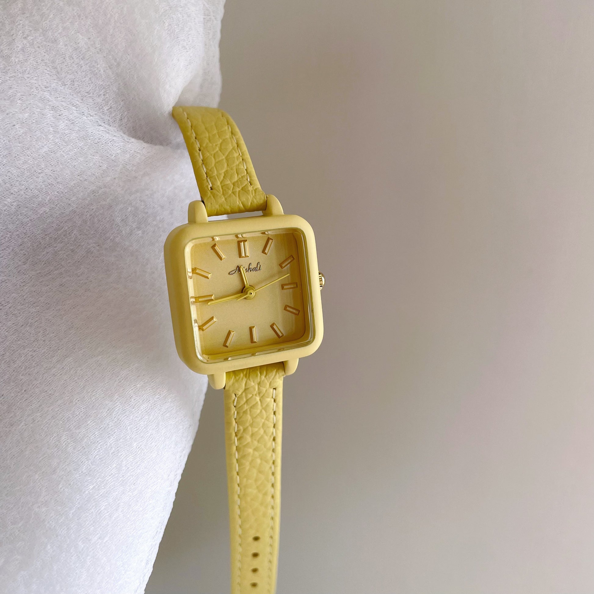 Ailen Vibrant Square Watch [KNU89Y0X]