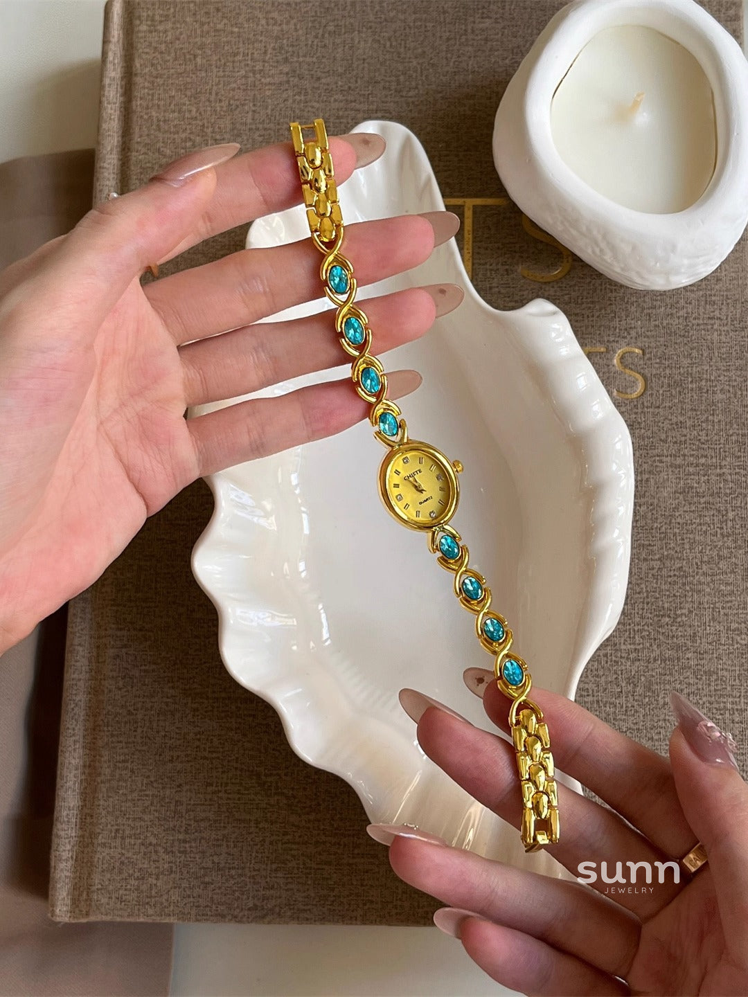 Ailey Vintage Bracelet Watch [LTAQUGY3]