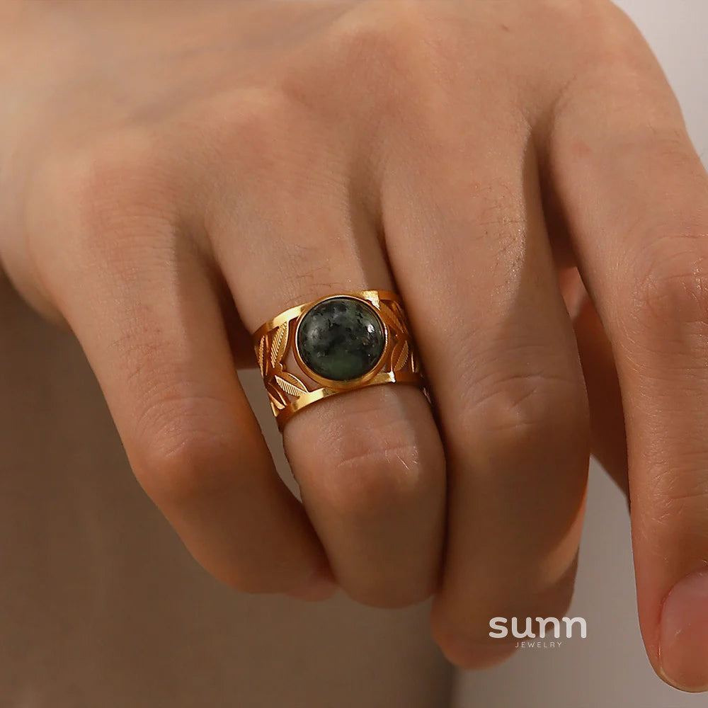 Ailin Gilded Leaf Gemstone Ring