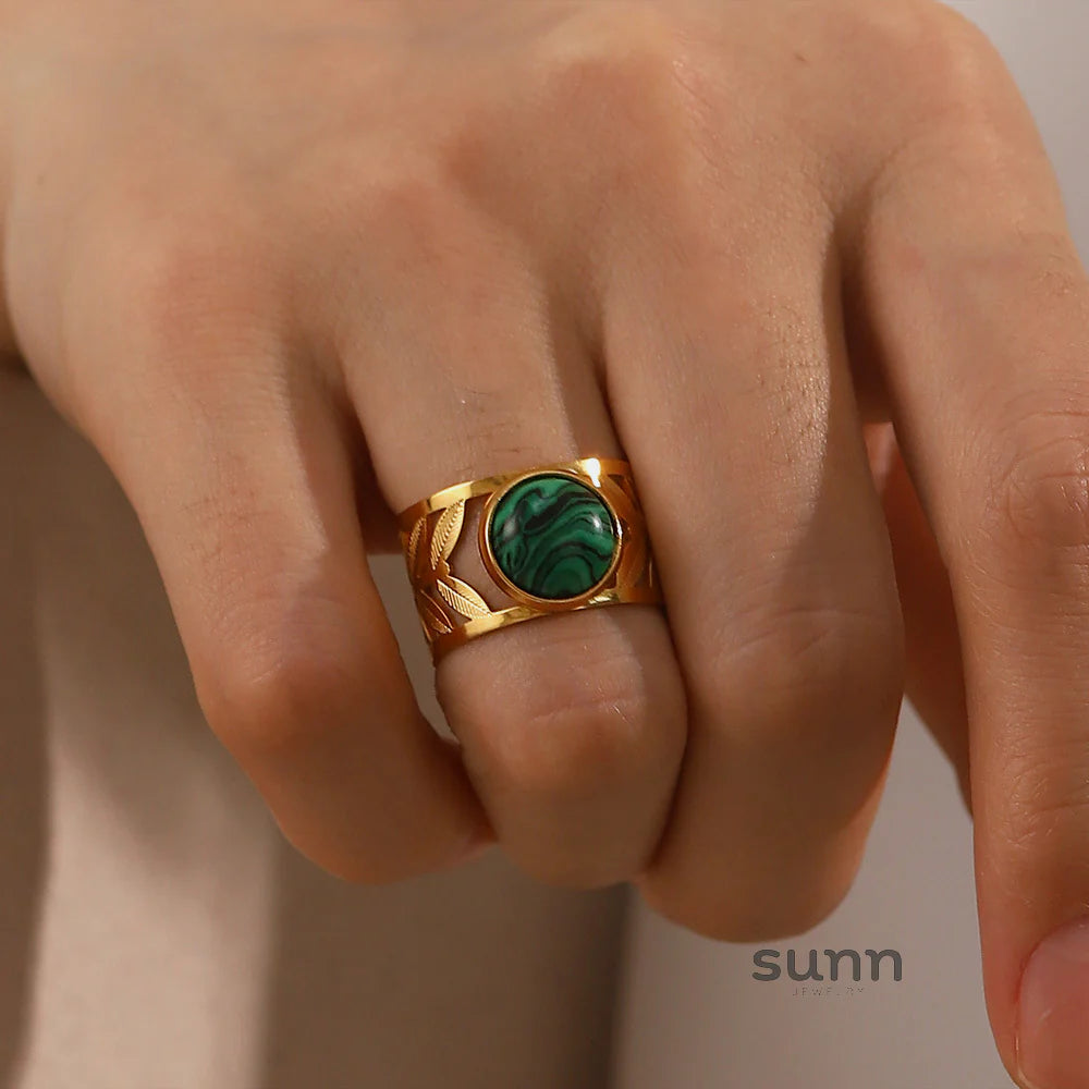 Ailin Gilded Leaf Gemstone Ring