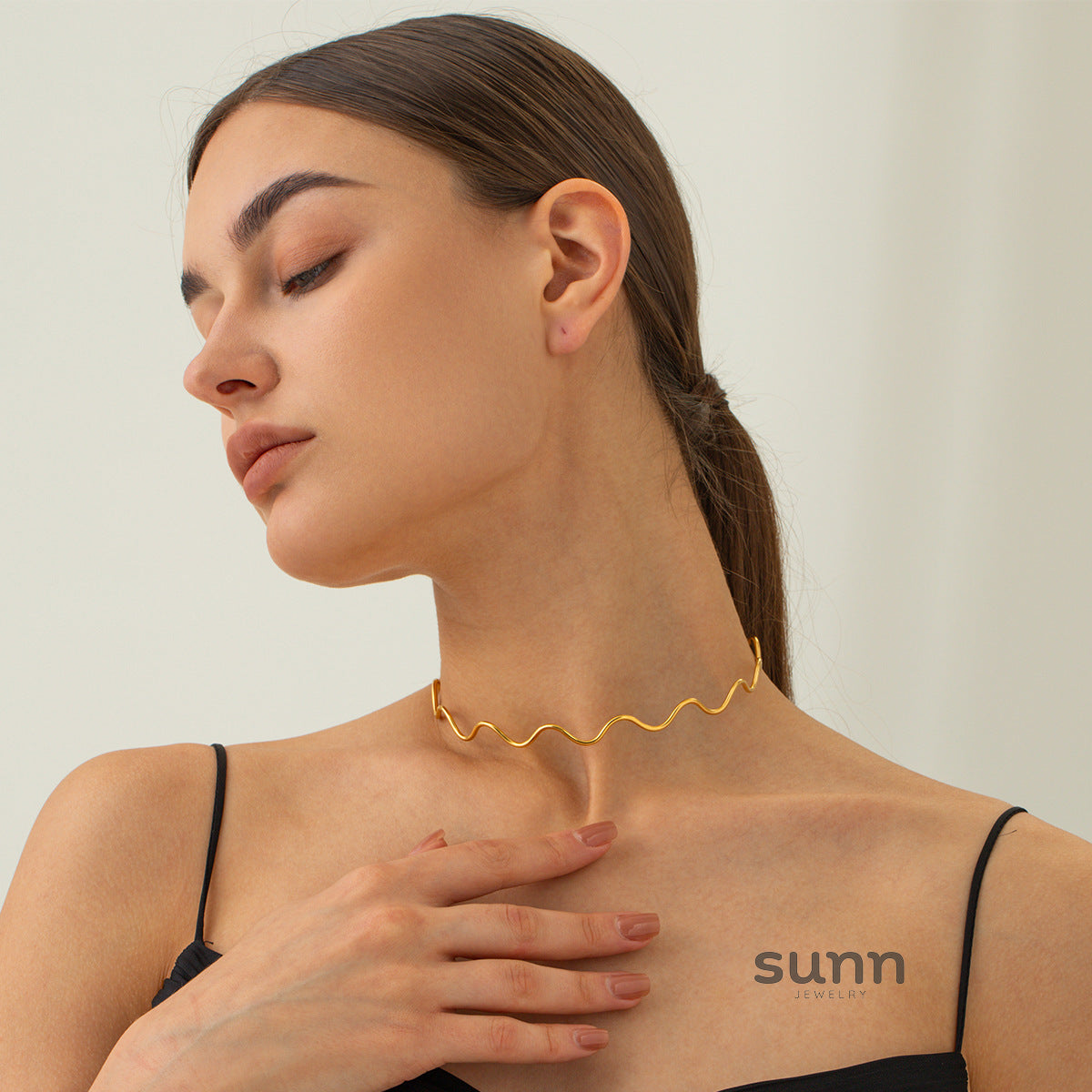 Ailin Minimalist Wave Necklace [E5OLDPO2]