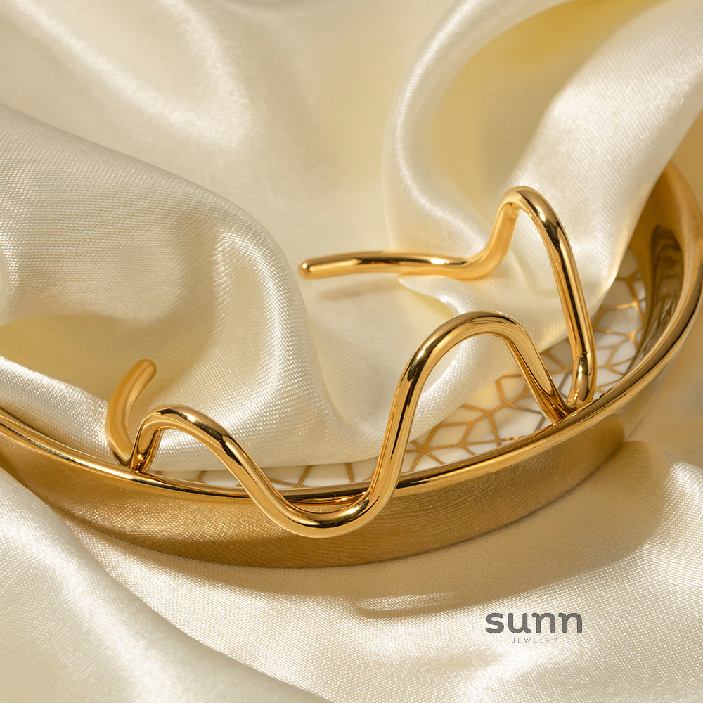 Ailin Minimalist Wave Necklace [U4A99IOM]