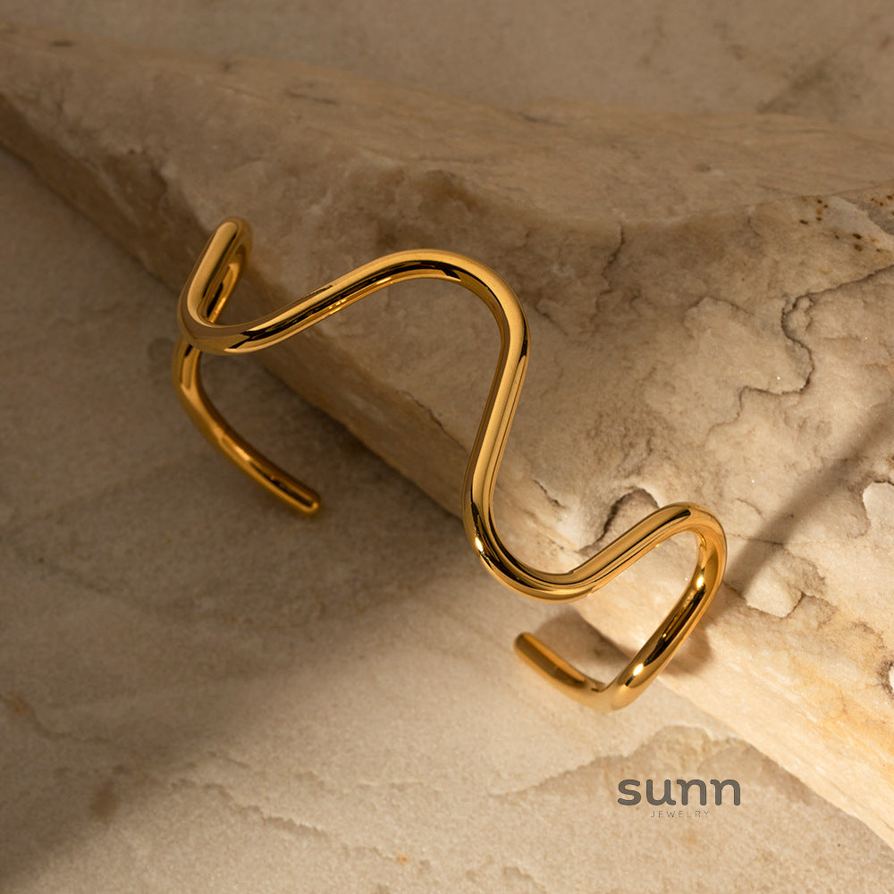 Ailin Minimalist Wave Necklace [XBU4J2W4]