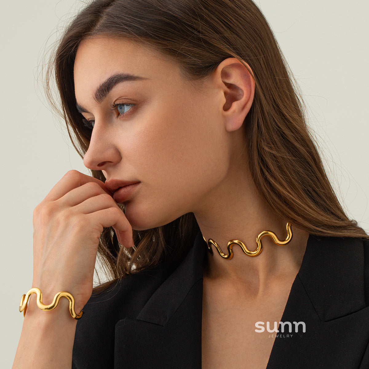 Ailin Minimalist Wave Necklace [6E8T9295]