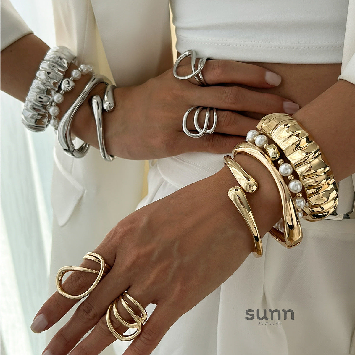 Ailynn Asymmetrical Pleated Metal Bracelet [XBVL48X3]
