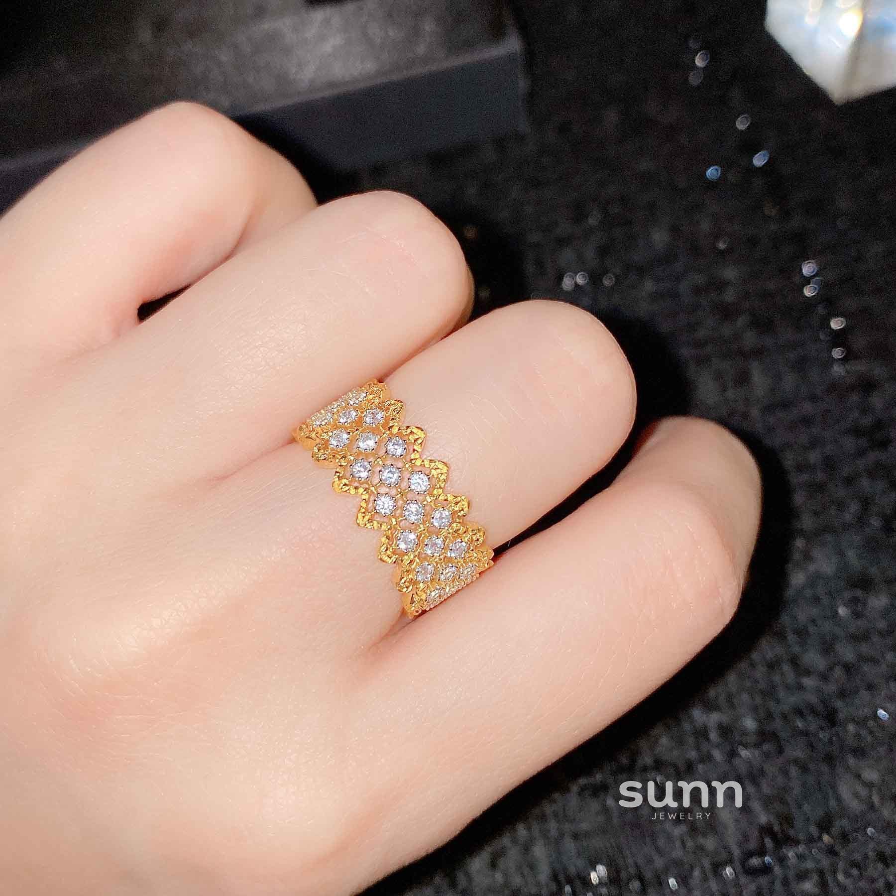 Ainsley Lace Pearl Ring [2T4N5WDD]
