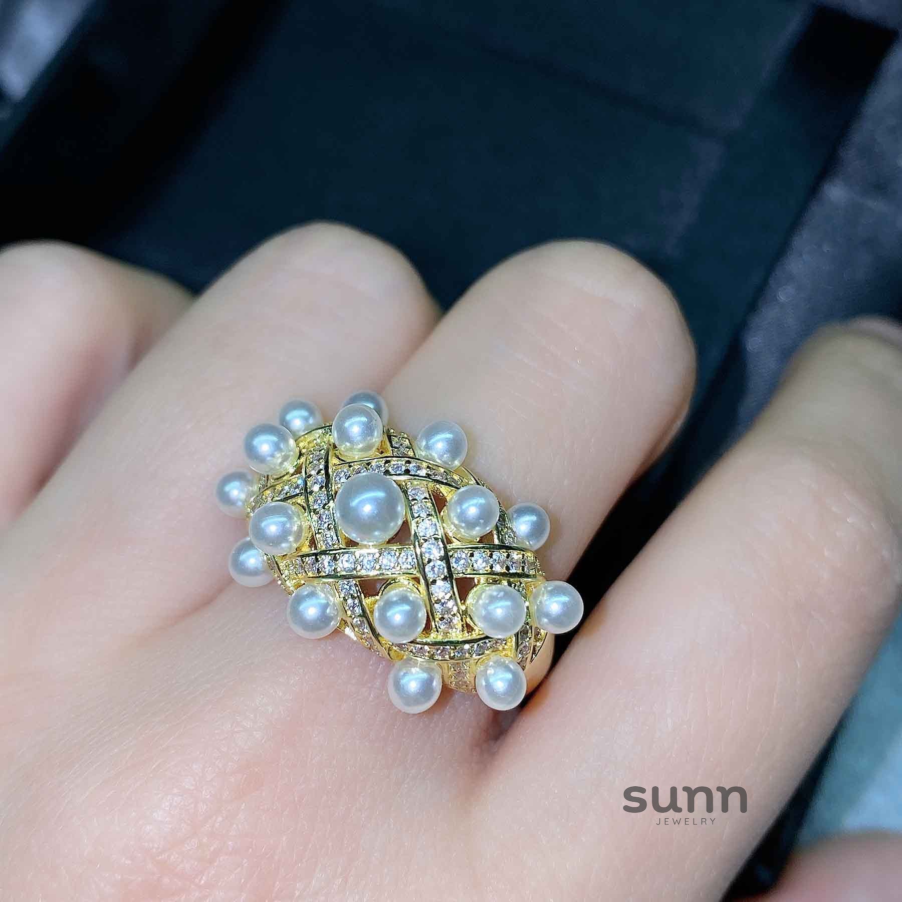 Ainsley Lace Pearl Ring [IAS88UDI]