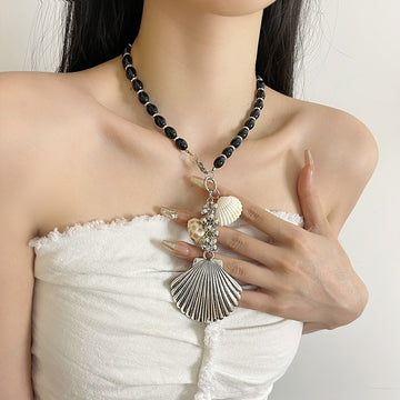 Ainslie Mother-of-Pearl Grape Necklace [RDFDDPYL]