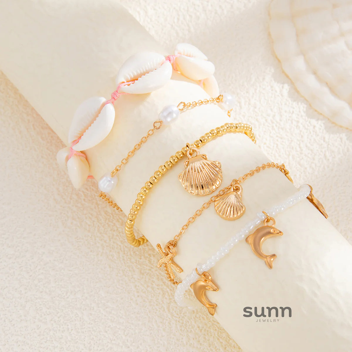 Airabella Stackable Shell Bracelet Set