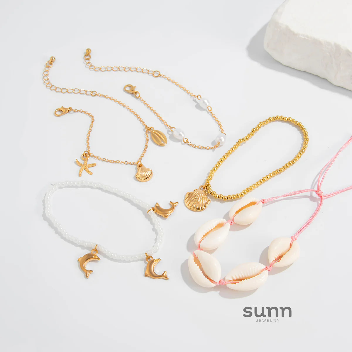 Airabella Stackable Shell Bracelet Set