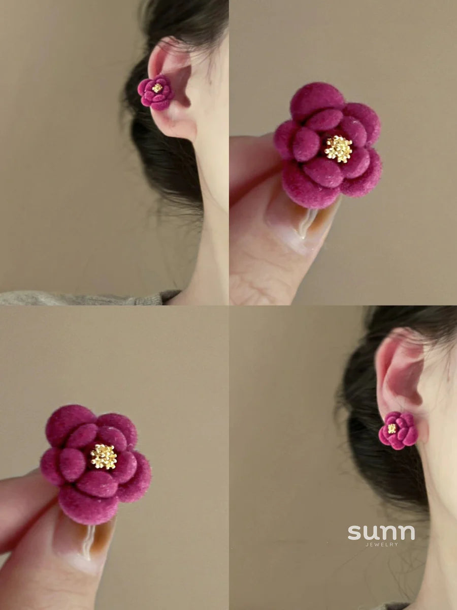 Aishani Starry Floral Ear Cuff