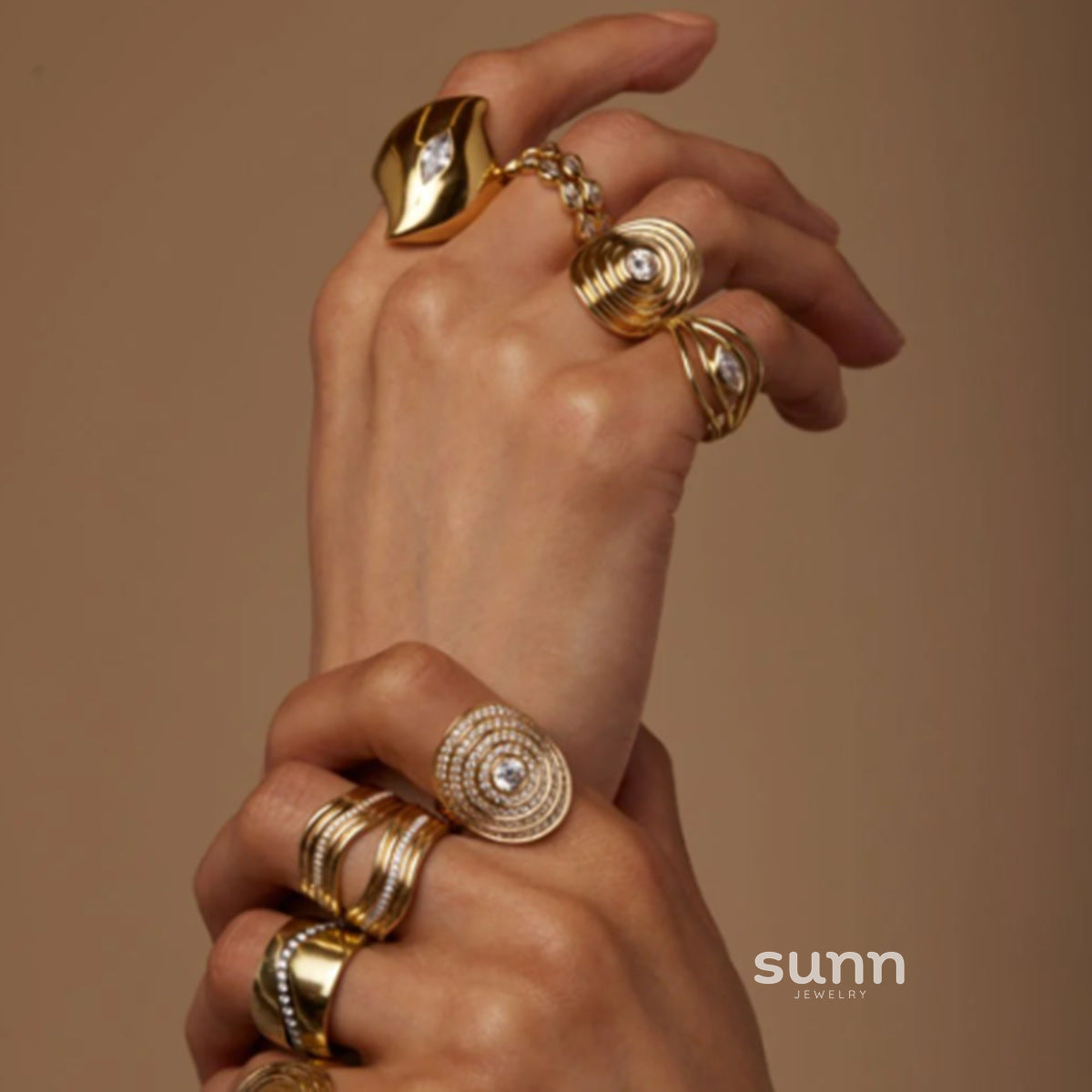 Aitanna Oval Diamond Jewelry Set [U55LOGIU]