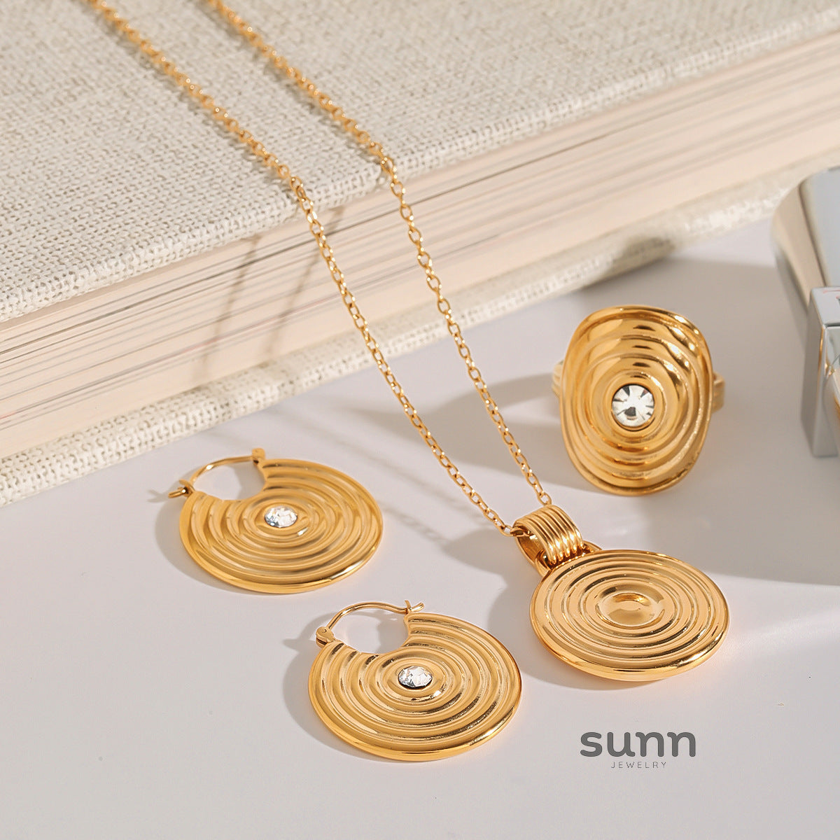 Aitanna Oval Diamond Jewelry Set [HZ4ASOEK]