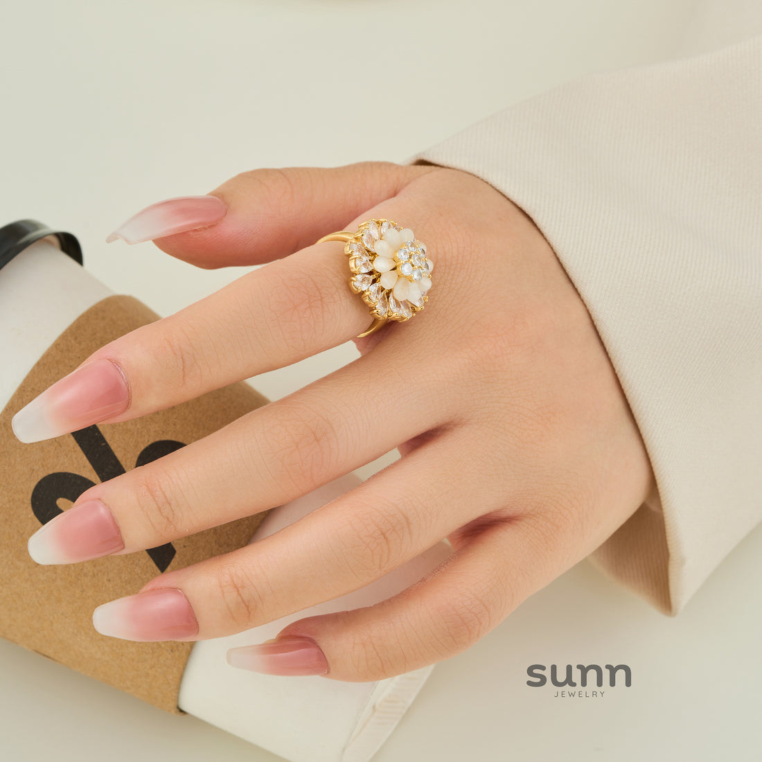 Aiva Rotatable Opal Bloom Ring [JANOCA60]