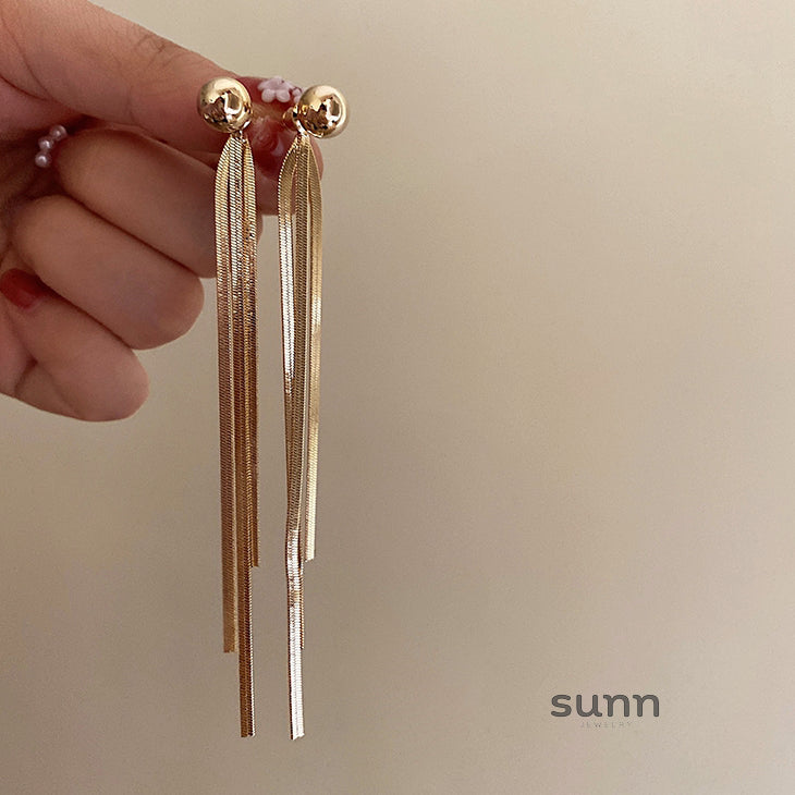 Aivah Serpent Chain Earrings [SIK0V6PY]
