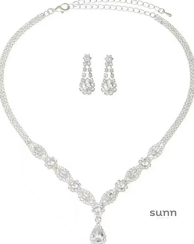 Aiyana Sparkling Waterdrop Set