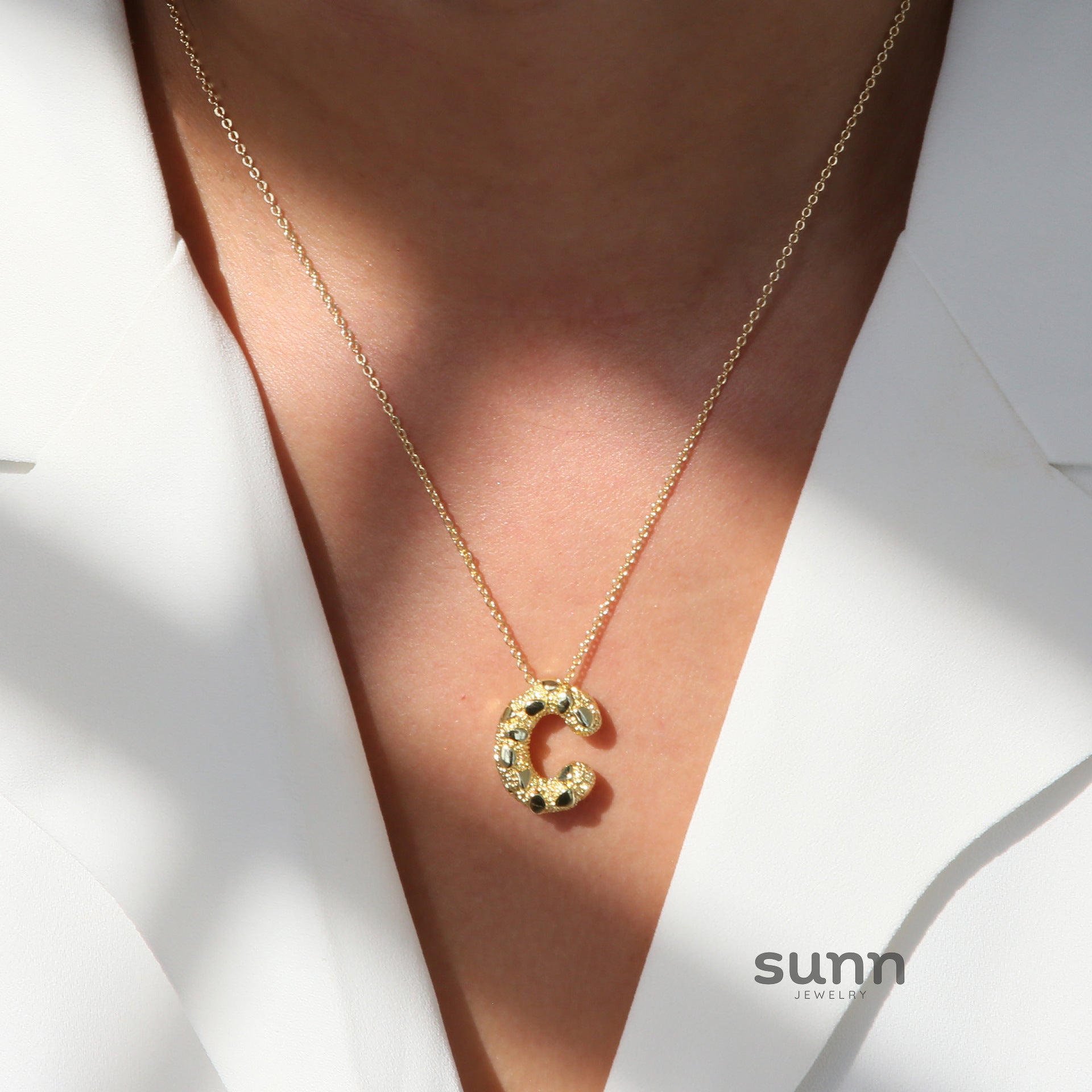 Akari Bubble Letter Necklace [OUG8KVH3]