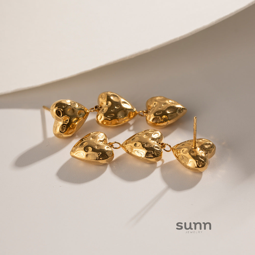 Akari Sculpted C-Hoop Earrings [3NATFLUI]
