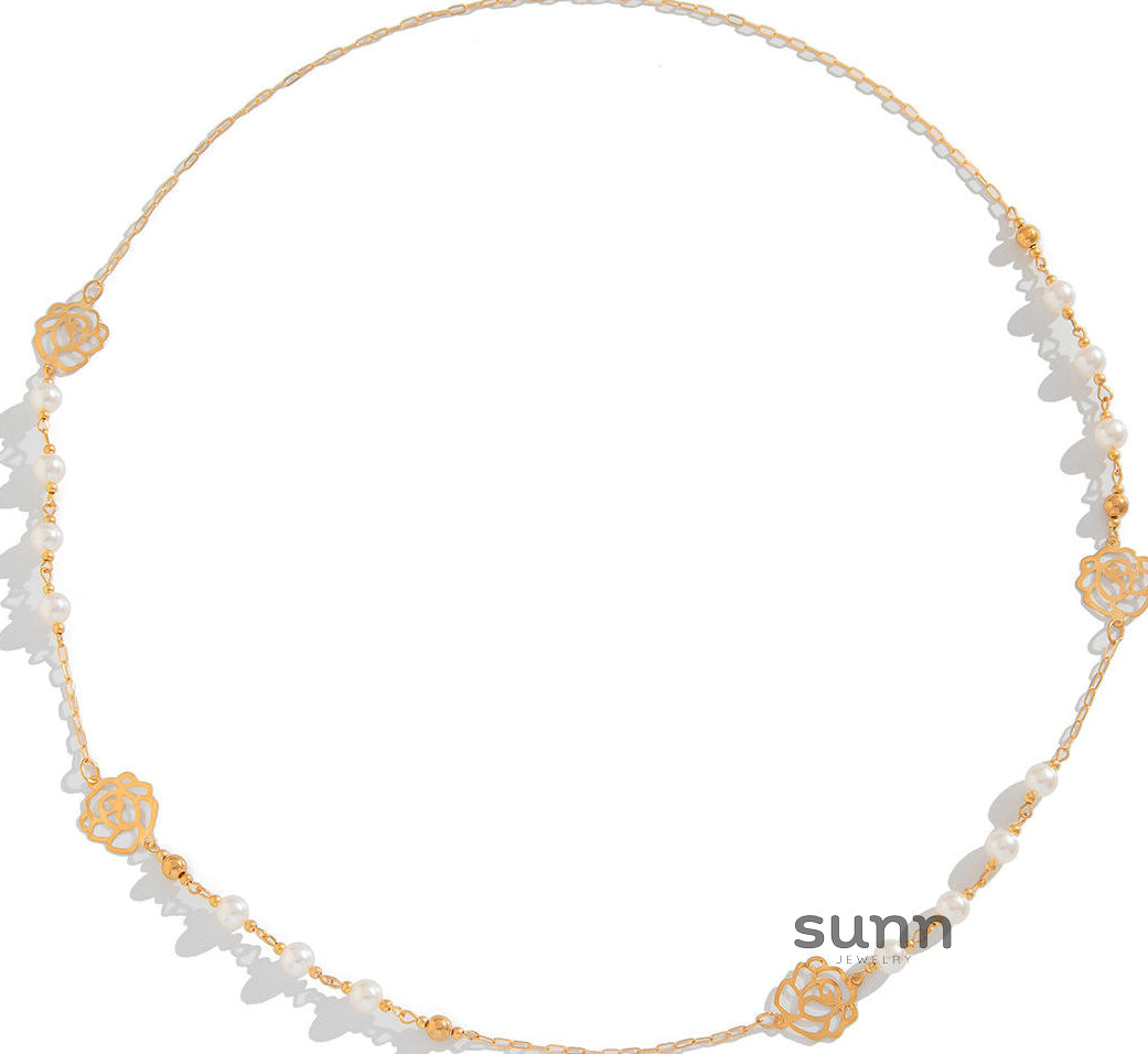 Akayla Layered Pearl Flower Necklace [A0E9VXRI]