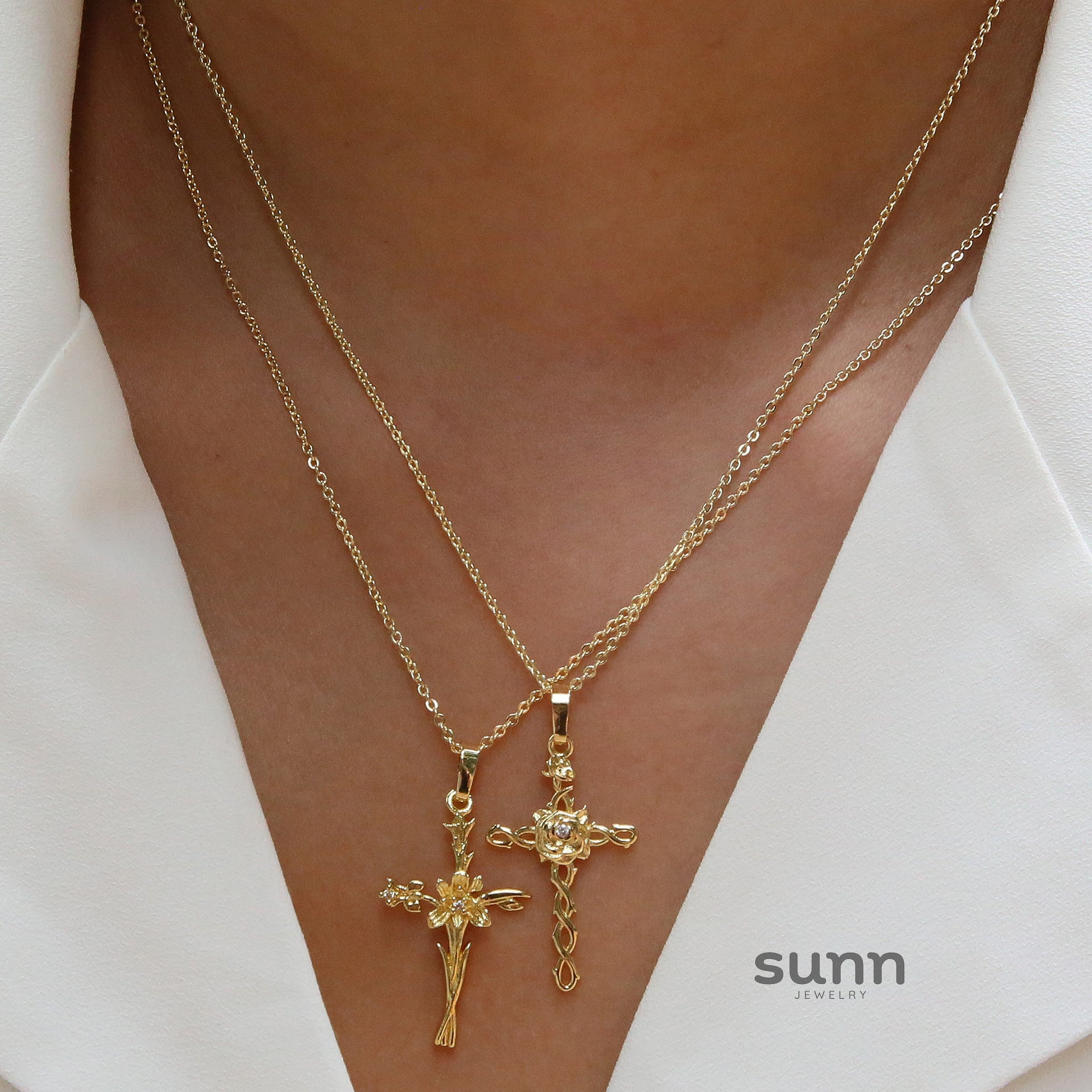 Alaiah Birth Flower Cross Necklace [B8C018SF]