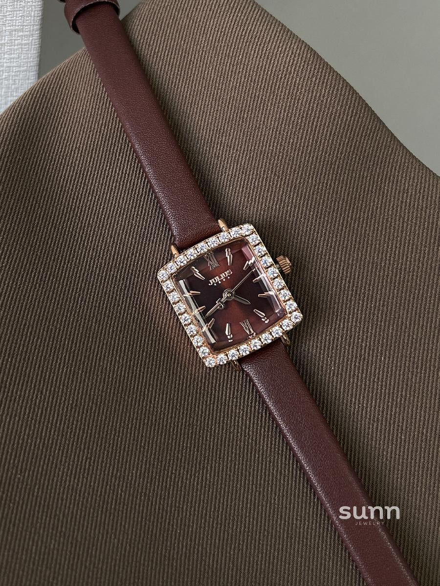 Alaina Square Leather Watch [3F9R6TXM]