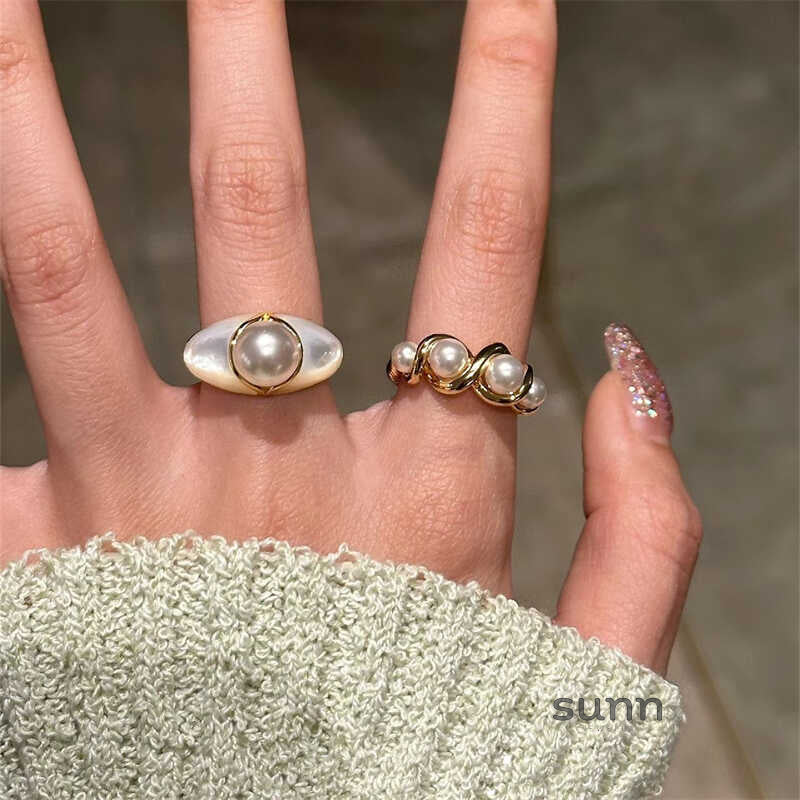 Alainah Mother-of-Pearl Ring [V75WXQEB]