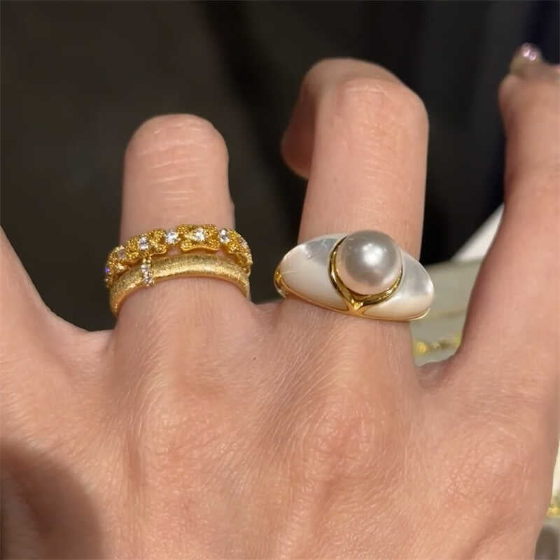 Alainah Mother-of-Pearl Ring [NNNIAC4B]