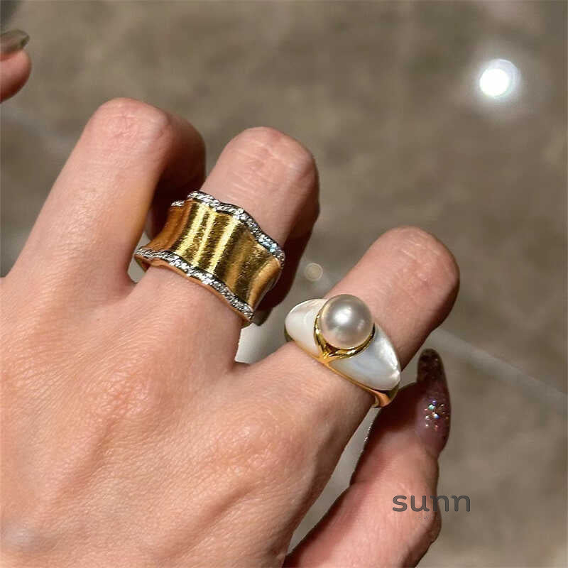 Alainah Mother-of-Pearl Ring [RJHD0AEV]