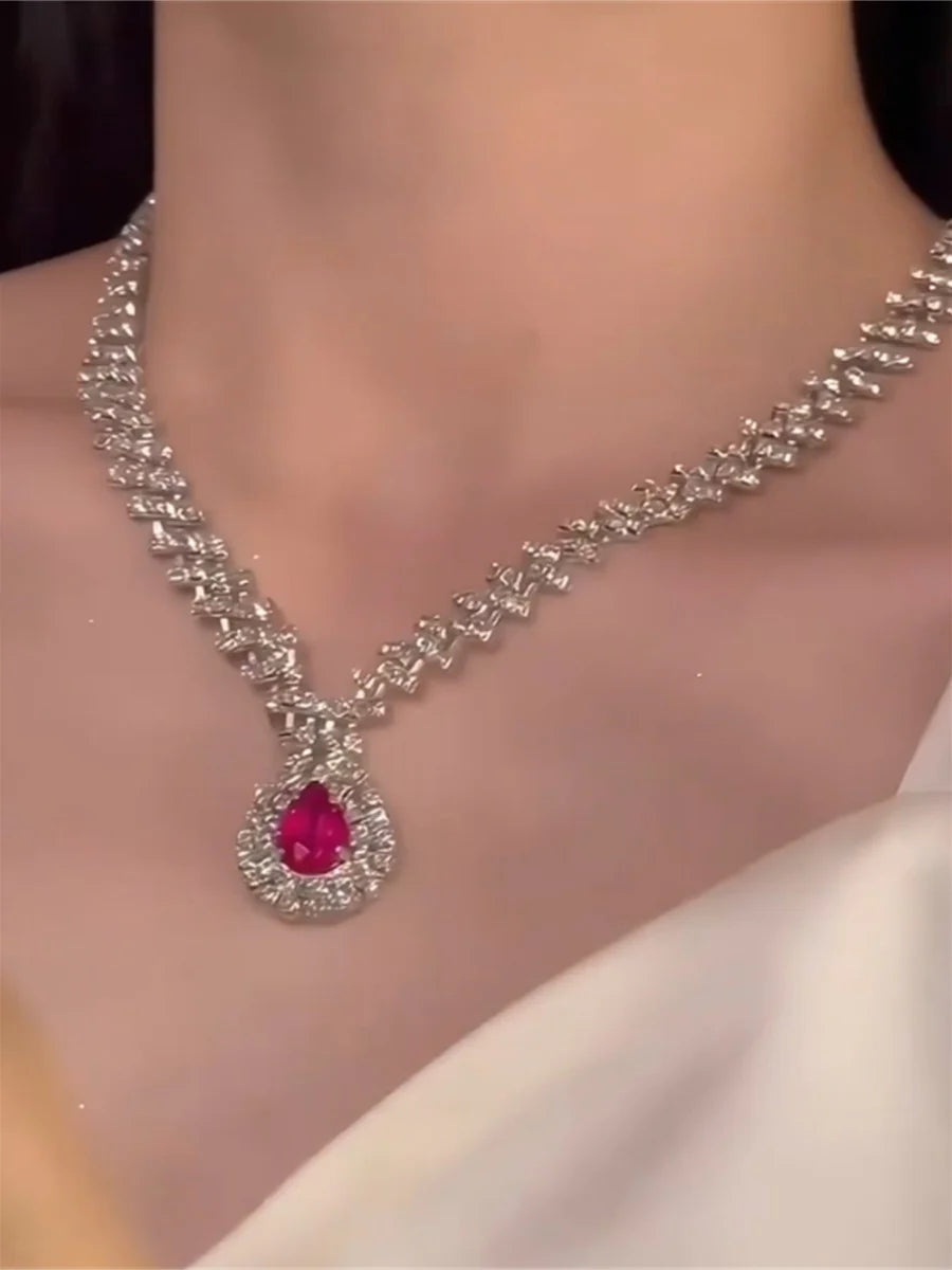 Alainna Waterdrop Rhinestone Choker