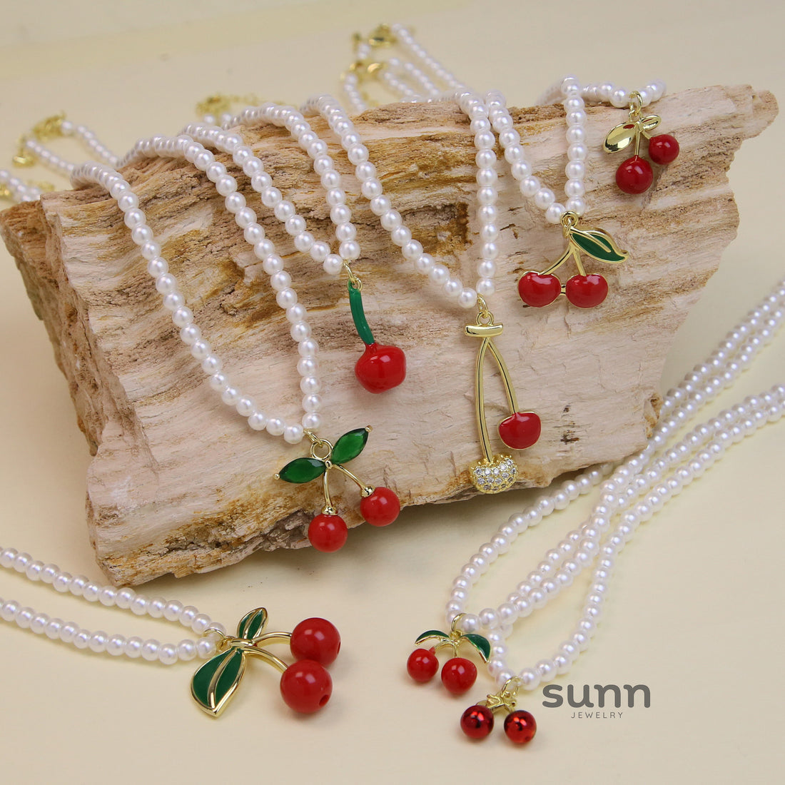 Alana Enamel Fruit Pendant Necklace [45SJD84Q]