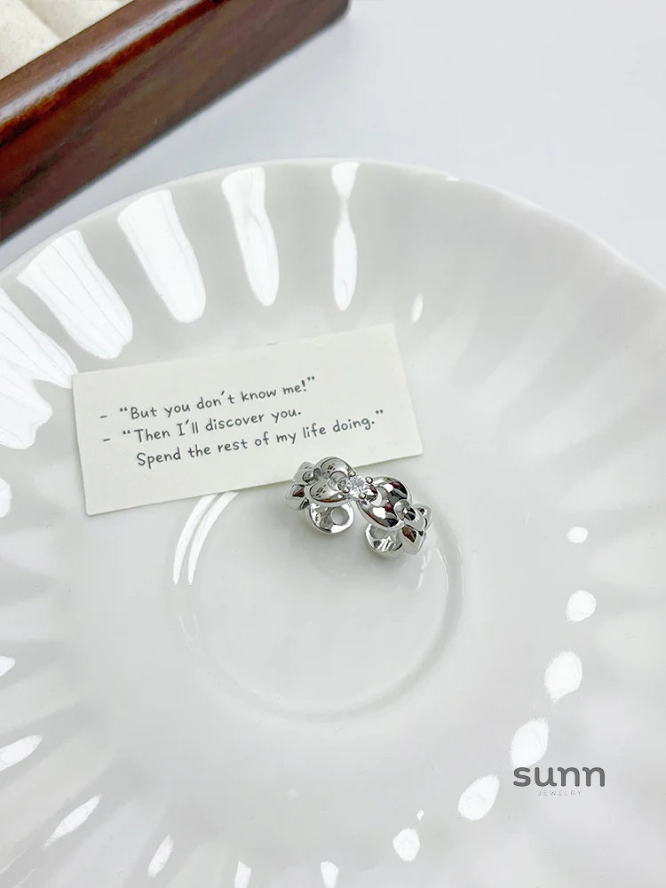Alani Double Layer Twisted Ring