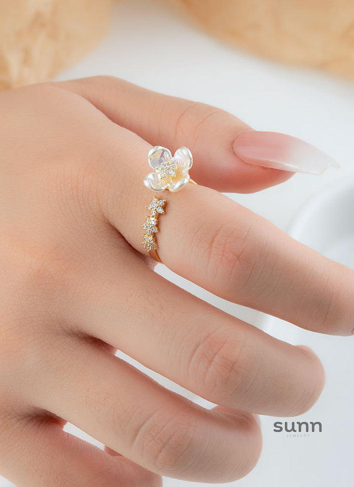 Alania Iridescent Flower Open Ring [OHIXMK2P]