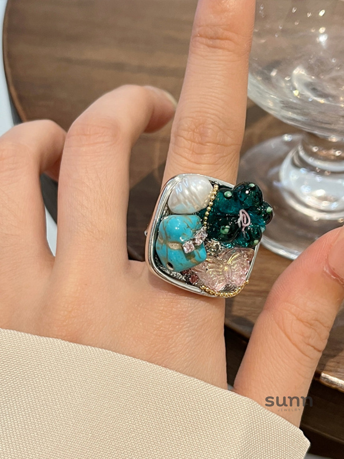 Alany Retro Butterfly Ring [B384DUUO]