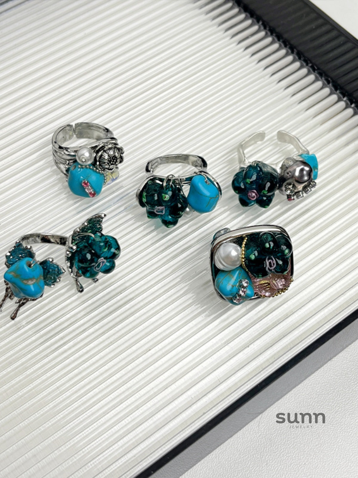 Alany Retro Butterfly Ring [JUMC0UNK]
