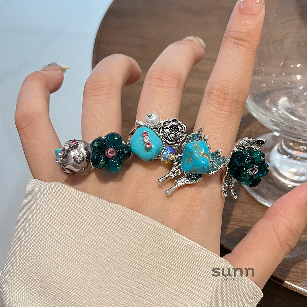 Alany Retro Butterfly Ring [6QPW4SBB]
