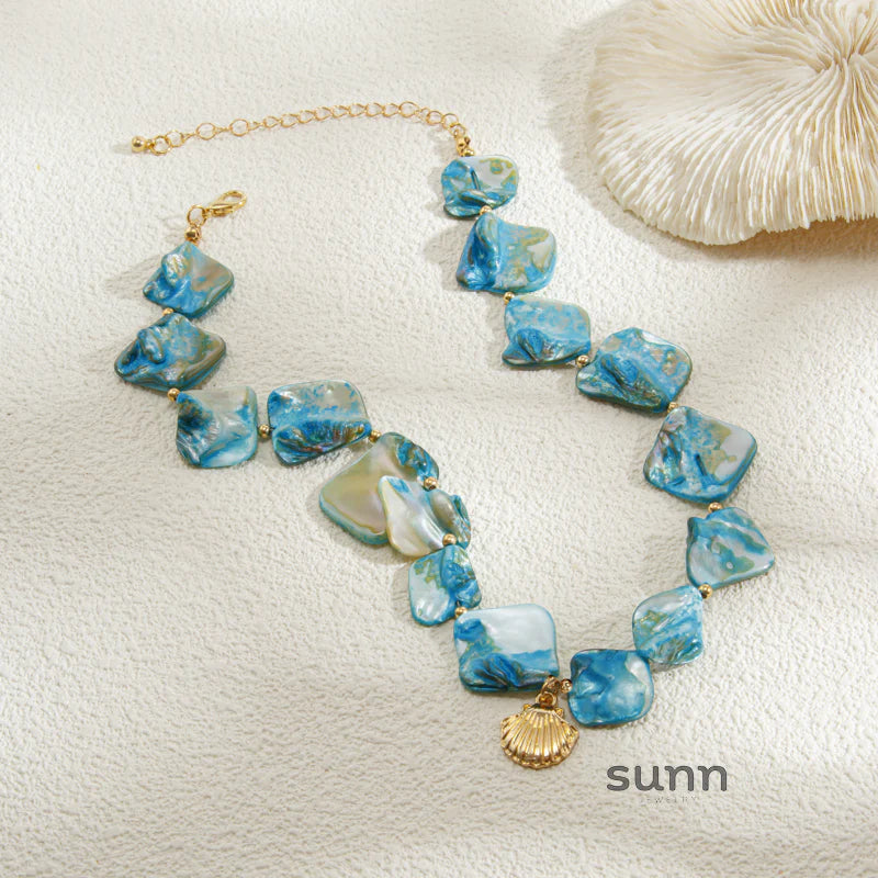 Alaura Scallop Charm Chain